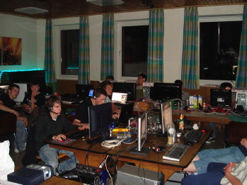 Häusener Lan vol. 6 PC-Freaks im DGH