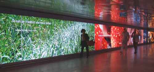 Bild Light-Korridor Flughafen Frankfurt
