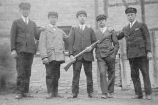 Mitglieder des Kleinkaliber Schützenvereins: Wilhelm Hartung, Josef Huppert, Fritz Schaub, Karl Debus